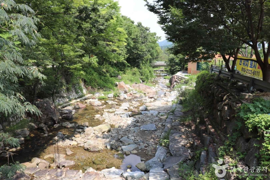 강당골 산촌체험관 여행 추천 - 로드트립