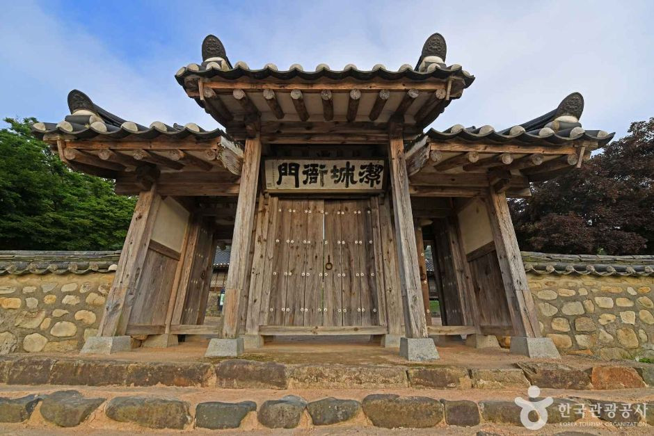 결성동헌 여행 추천 - 로드트립