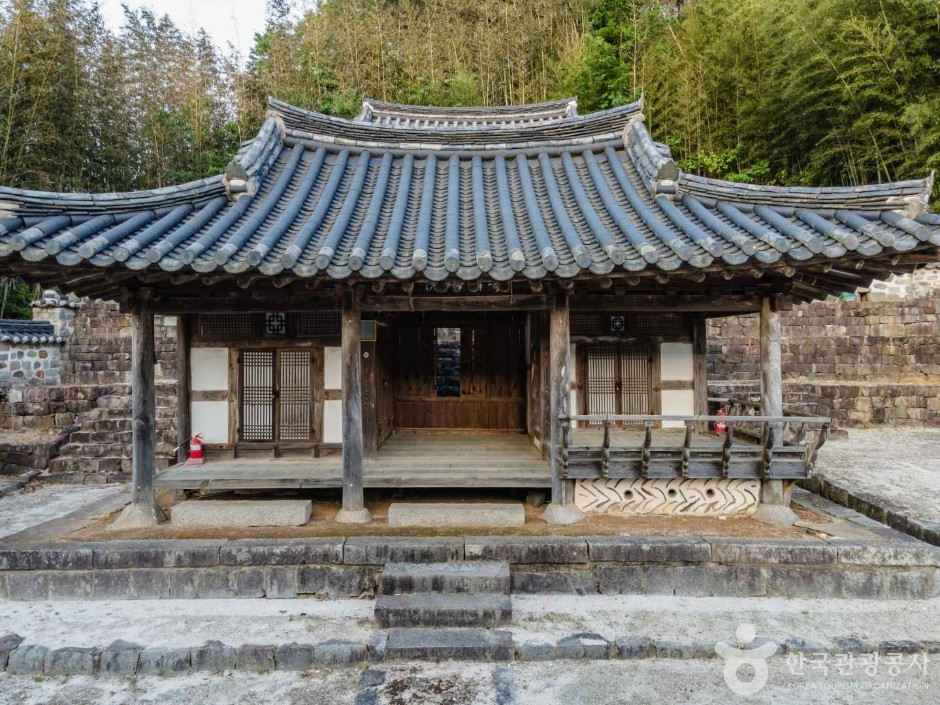 갈천서원 여행 추천 - 로드트립