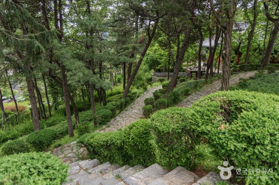 사육신공원 여행 추천 - 로드트립