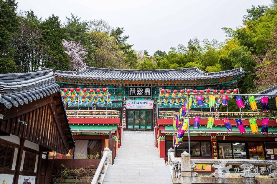 홍룡사(양산) 여행 추천 - 로드트립
