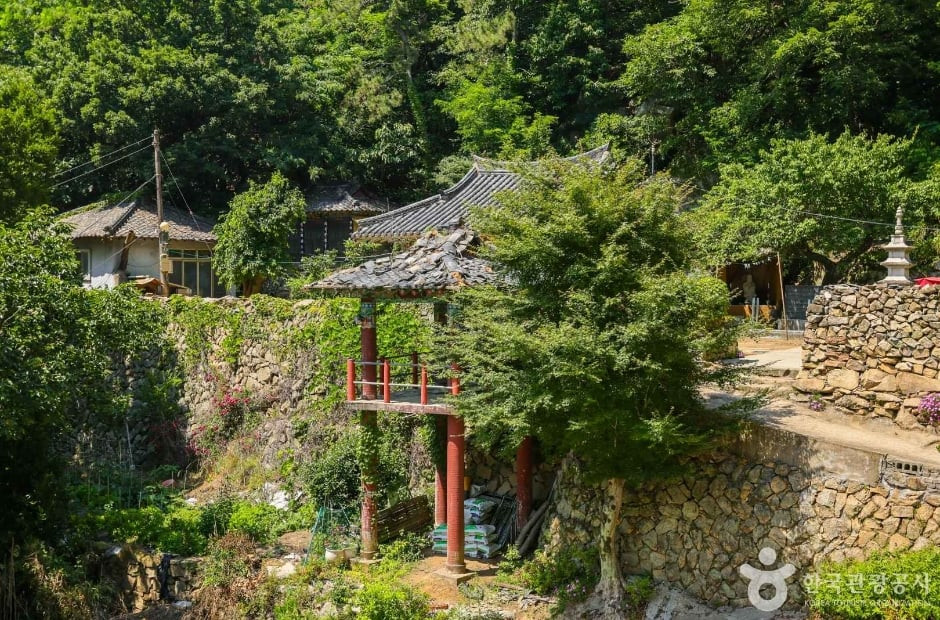 약수암(부산) 여행 추천 - 로드트립