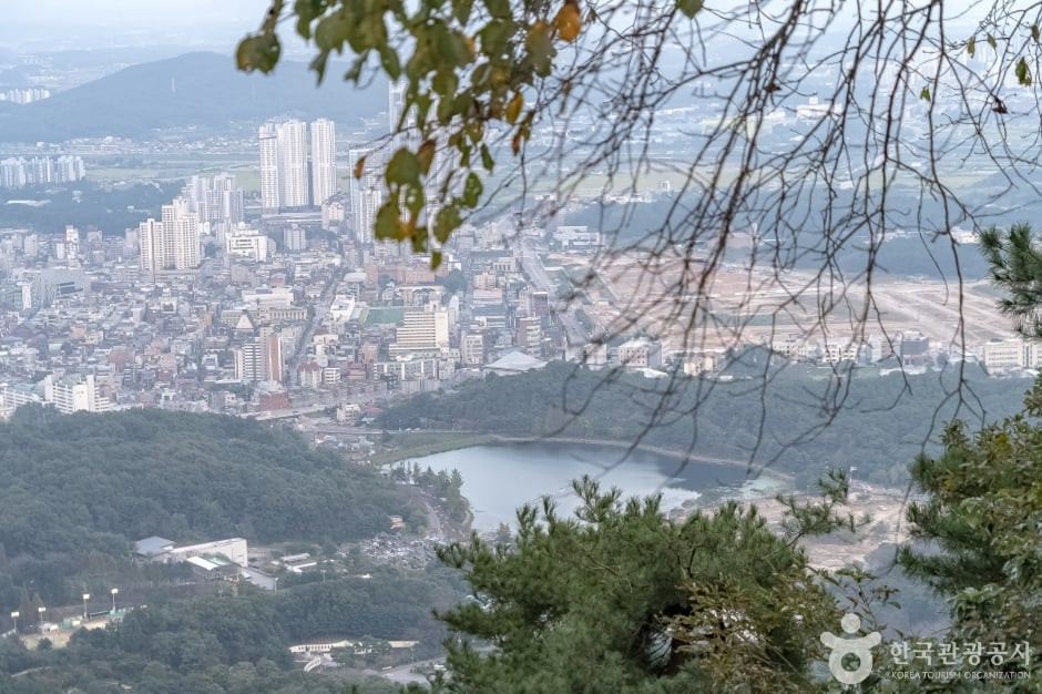 설봉산 여행 추천 - 로드트립