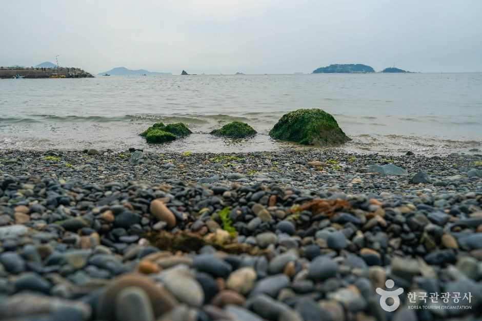 두모몽돌해변 여행 추천 - 로드트립