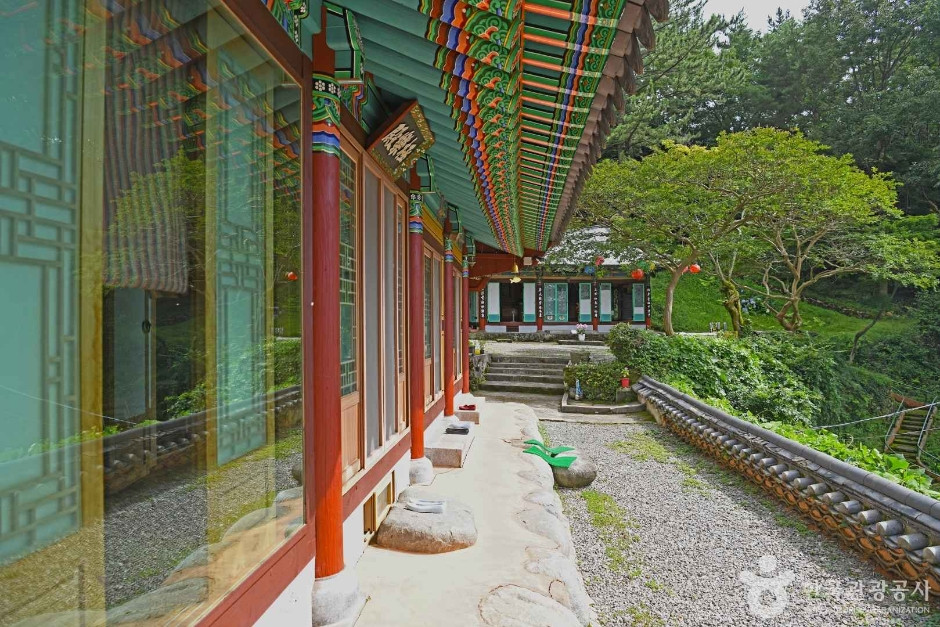 봉래사 여행 추천 - 로드트립