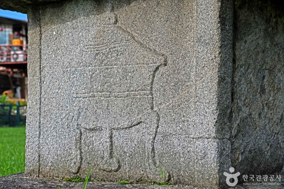충주 원평리 삼층석탑 여행 추천 - 로드트립