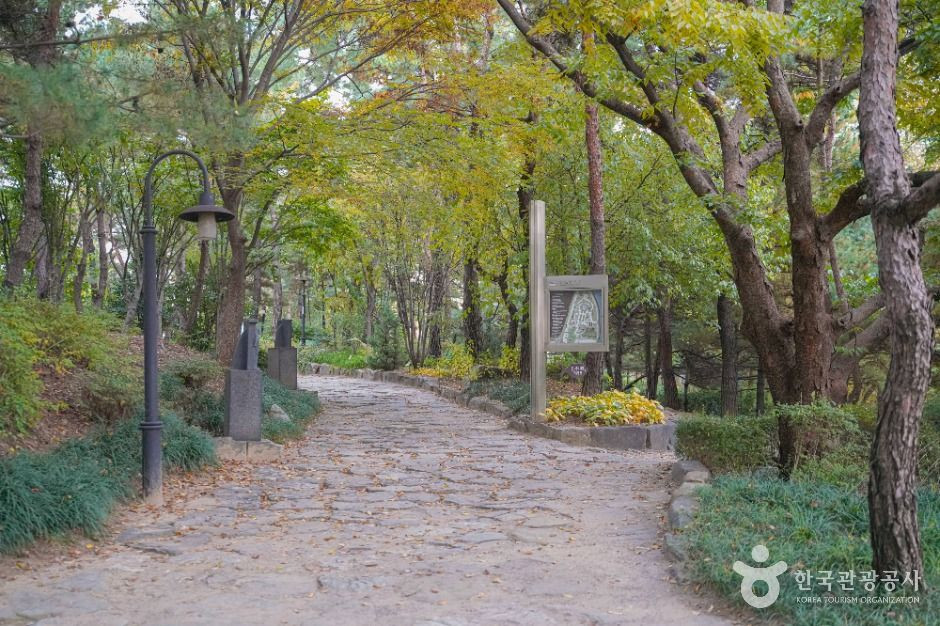 절두산 순교성지 여행 추천 - 로드트립