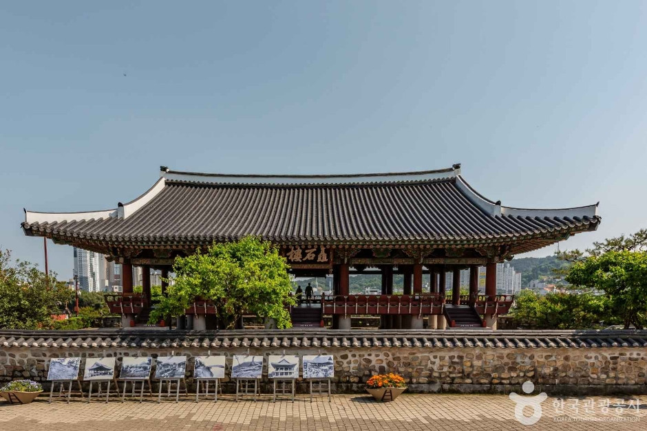 촉석루 여행 추천 - 로드트립
