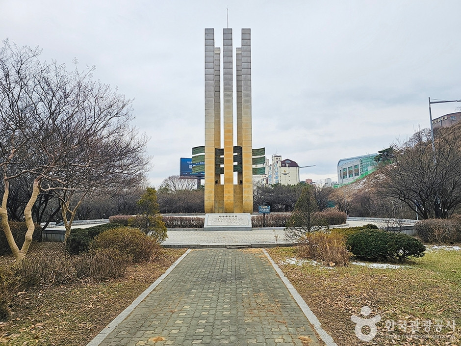 청담도로공원 여행 추천 - 로드트립