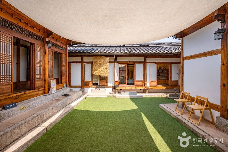 북촌전통공예체험관 여행 추천 - 로드트립