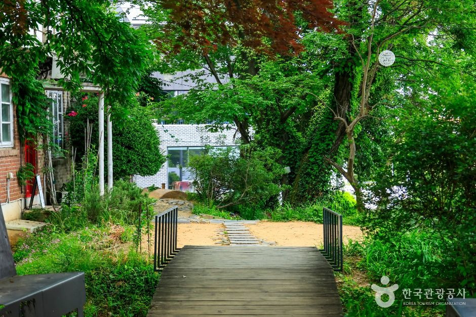 우일선 선교사 사택 여행 추천 - 로드트립
