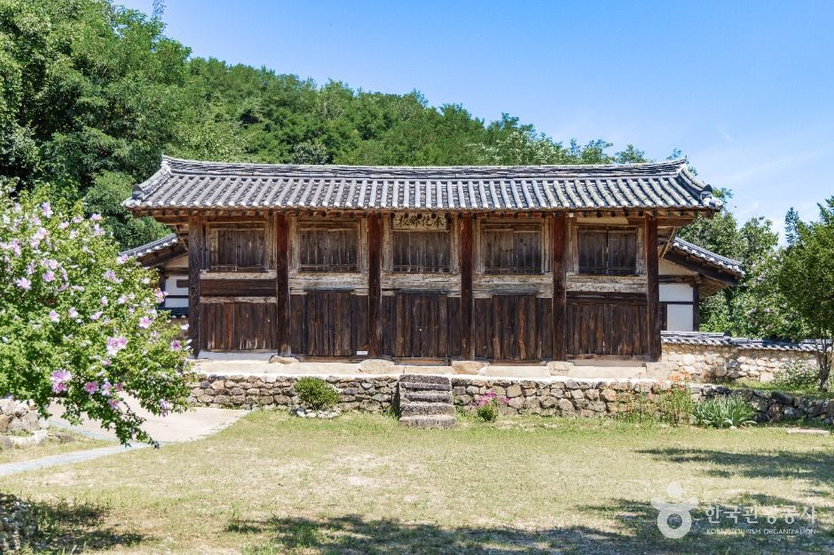 봉화향교 여행 추천 - 로드트립
