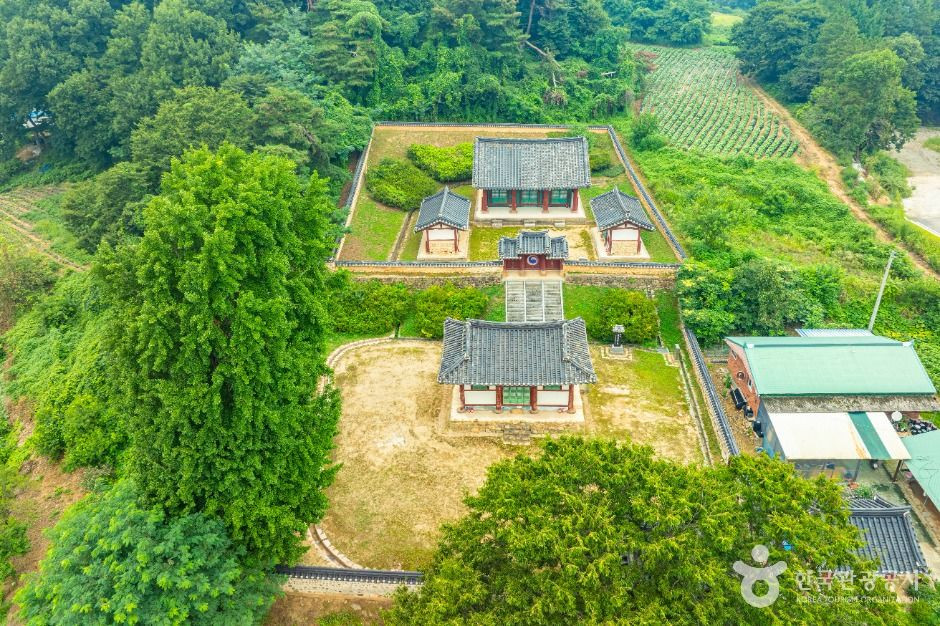 죽산향교 여행 추천 - 로드트립