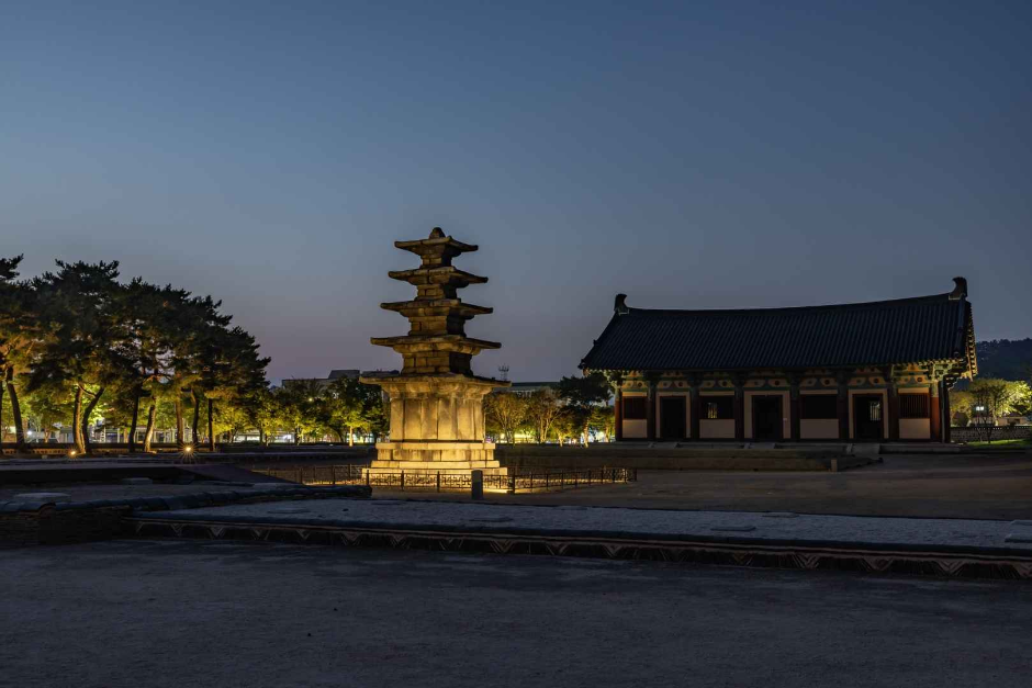 부여 정림사지 오층석탑 [유네스코 세계유산] 여행 추천 - 로드트립