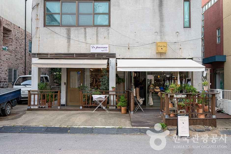 앤티크거리 보넷길 여행 추천 - 로드트립