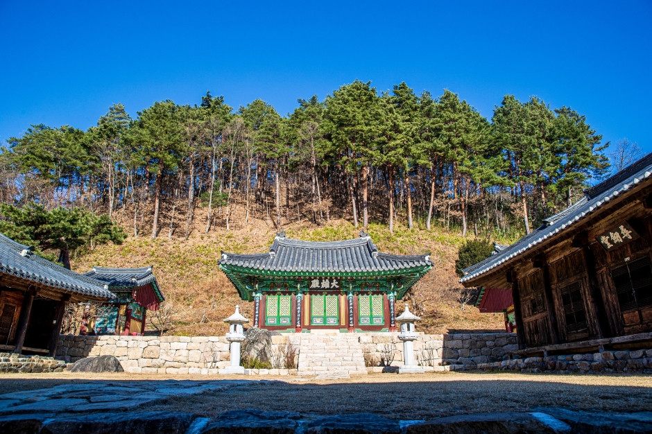 신흥사(삼척) 여행 추천 - 로드트립