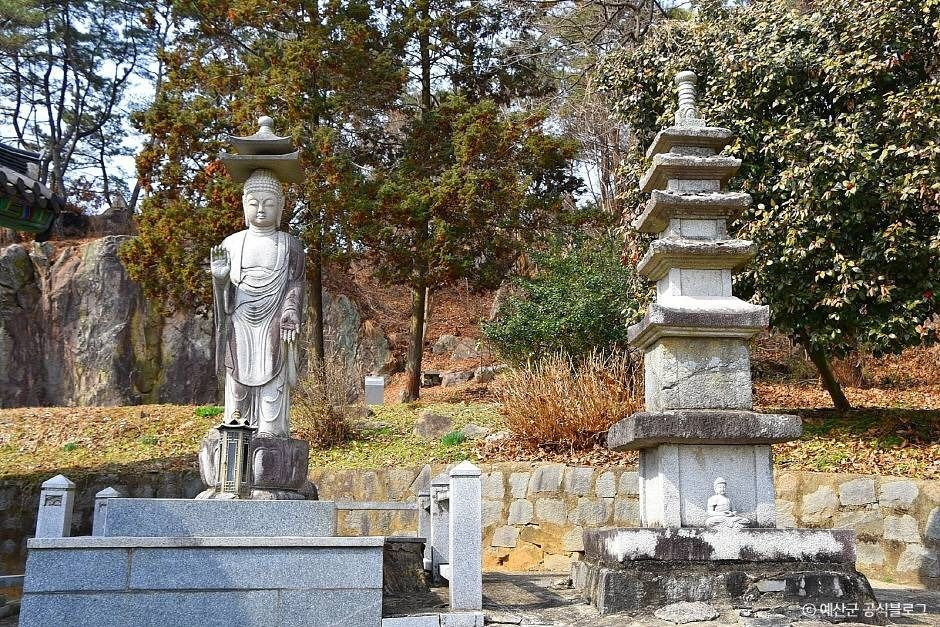화암사(예산) 여행 추천 - 로드트립