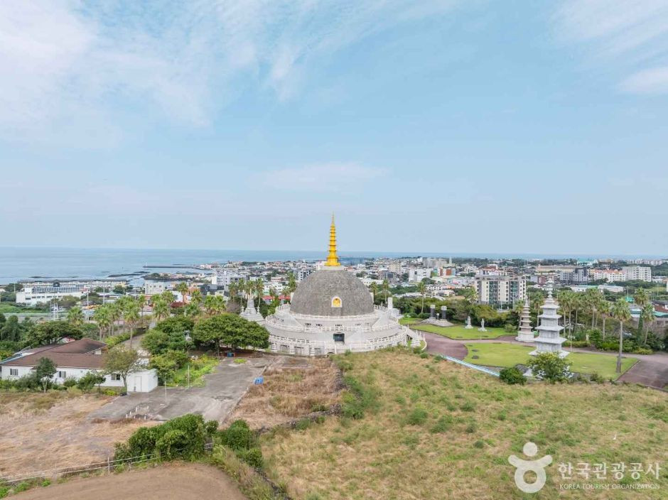 평화통일 불사리탑 여행 추천 - 로드트립