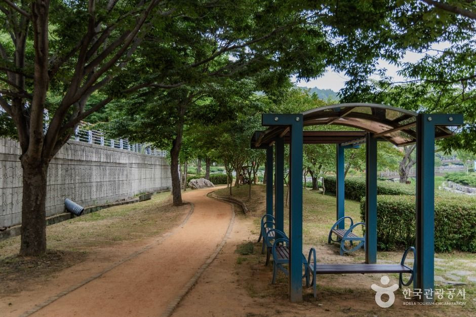 용두공원 여행 추천 - 로드트립
