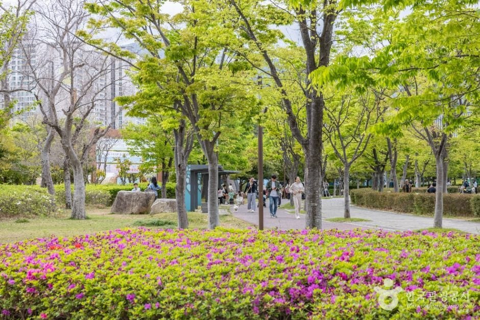 부산시민공원 여행 추천 - 로드트립