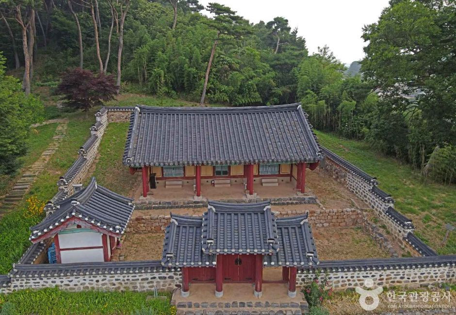 결성향교 여행 추천 - 로드트립