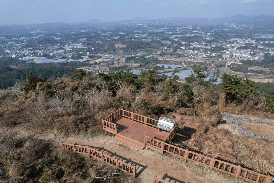 군산오름 여행 추천 - 로드트립