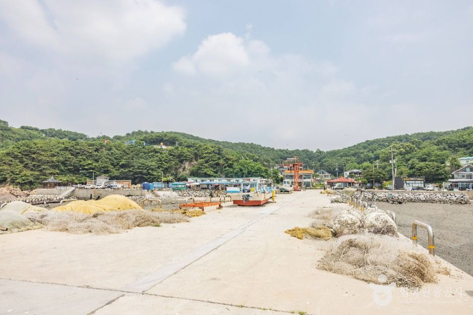 장구너머항 여행 추천 - 로드트립