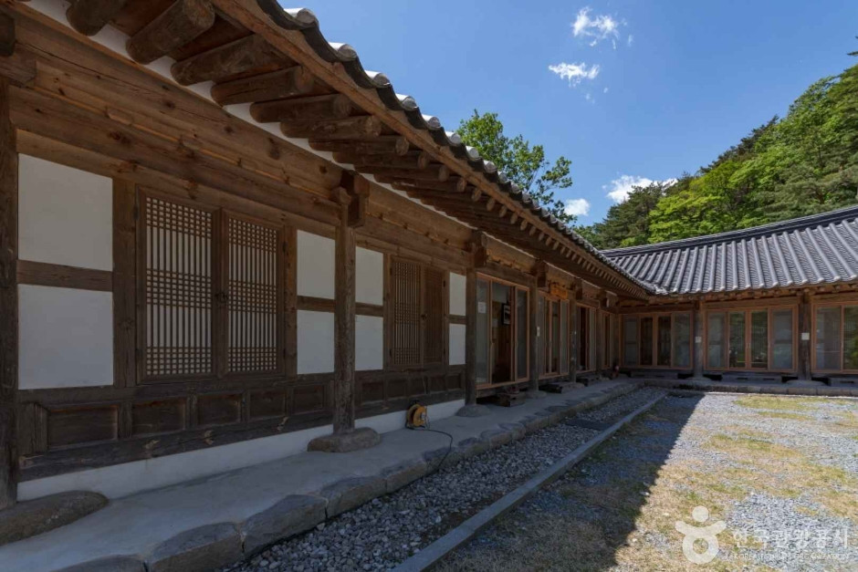삼화사 여행 추천 - 로드트립