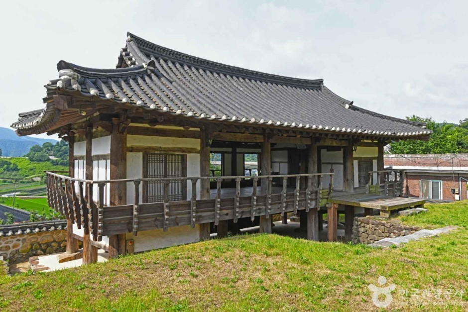 회인향교 여행 추천 - 로드트립
