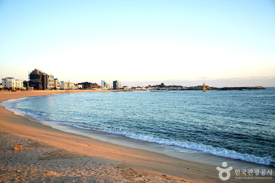 교암해변 여행 추천 - 로드트립