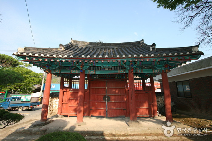 죽수절제아문 여행 추천 - 로드트립