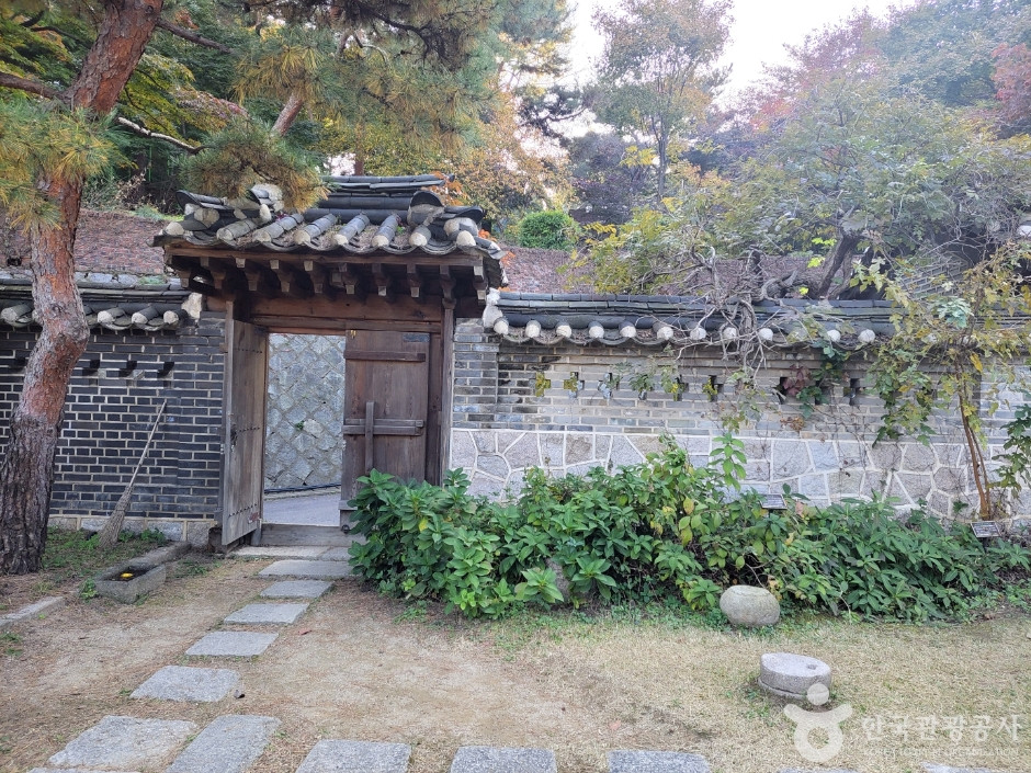 이종석별장 여행 추천 - 로드트립