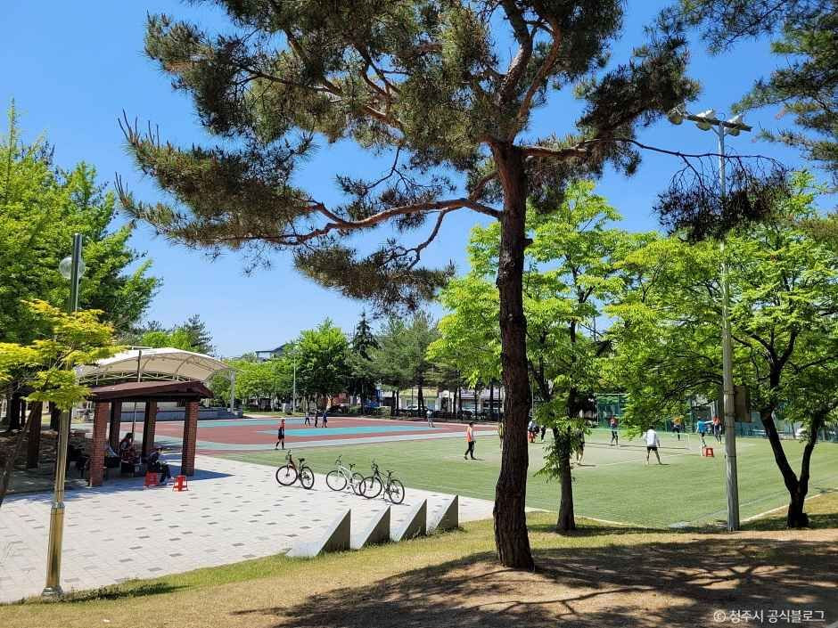 망골조각공원 여행 추천 - 로드트립