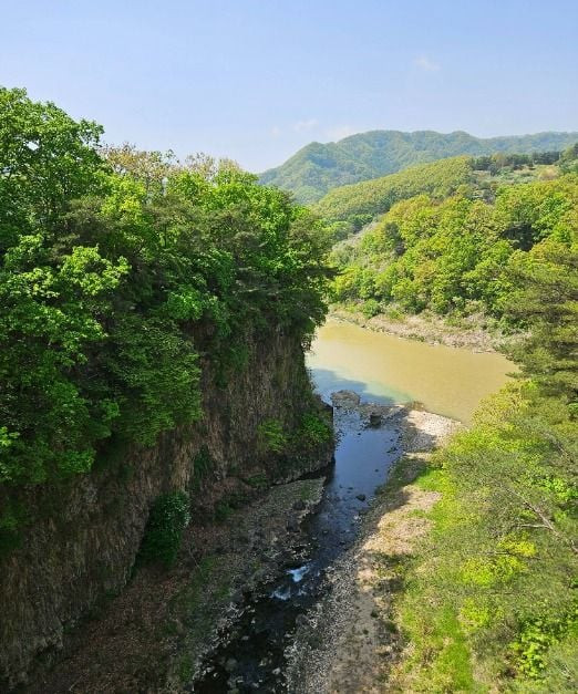 포천 한탄강 멍우리 협곡 여행 추천 - 로드트립