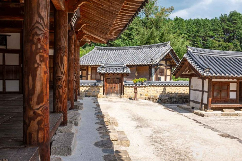 김면장군유적 여행 추천 - 로드트립
