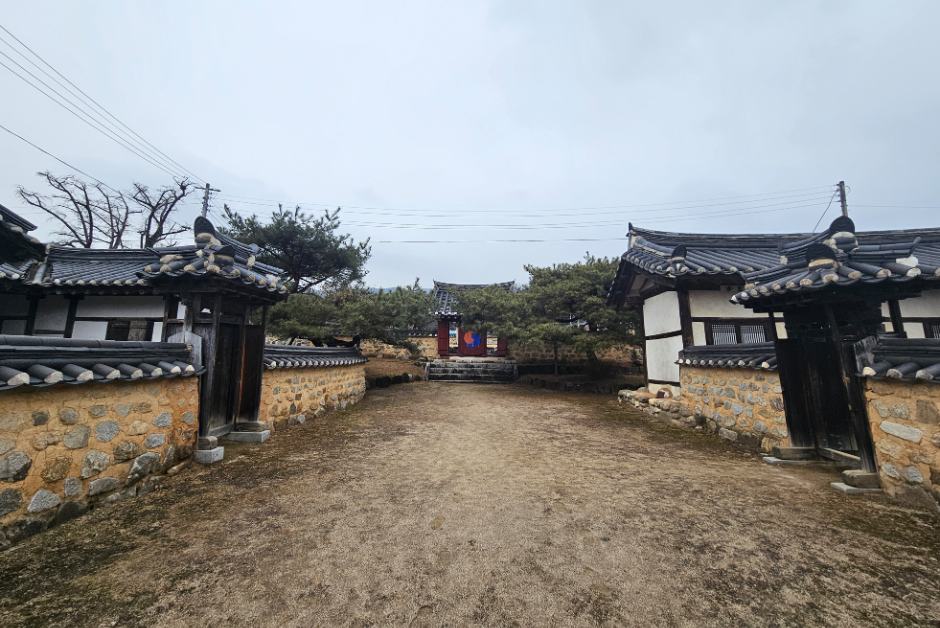 영주 금성대군 신단 여행 추천 - 로드트립