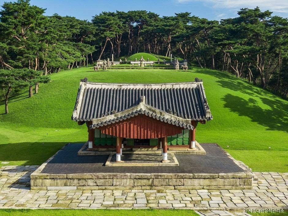 여주 영릉과 영릉 여행 추천 - 로드트립