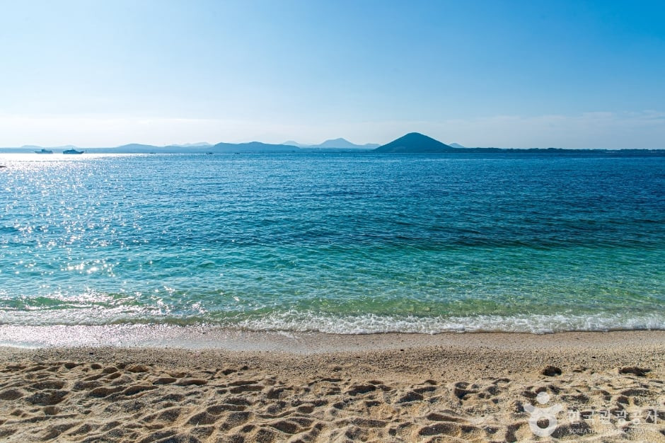 우도산호해변 홍조단괴 서빈백사 여행 추천 - 로드트립