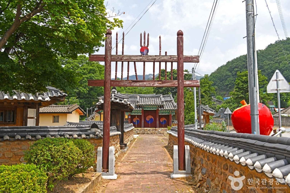 연풍향교 여행 추천 - 로드트립