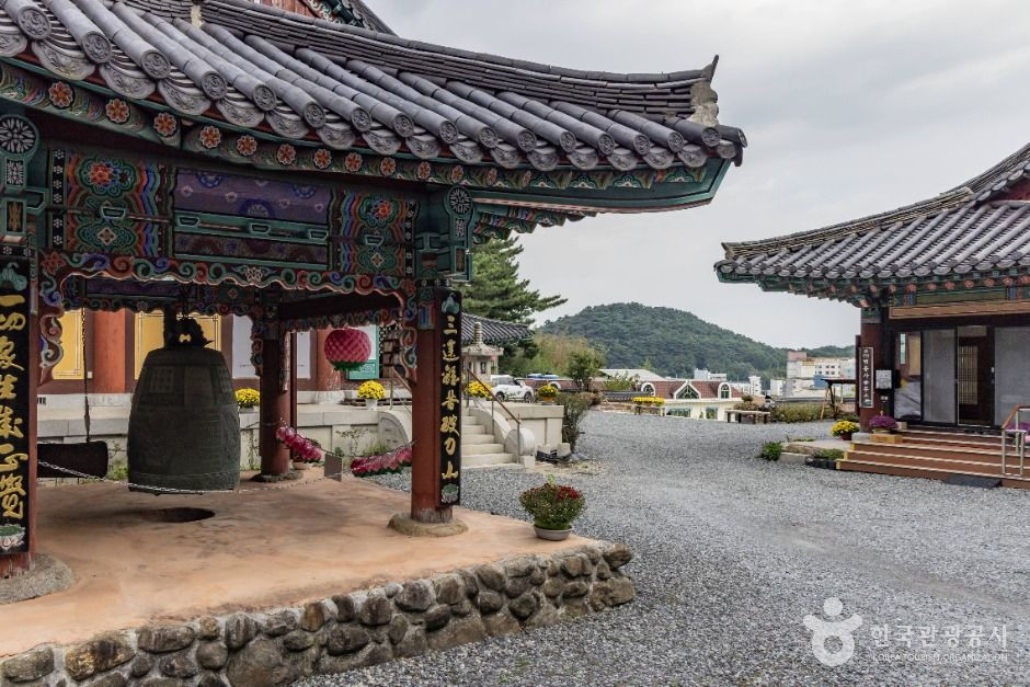 법흥사(남해) 여행 추천 - 로드트립