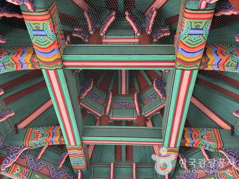 탑골공원 팔각정 여행 추천 - 로드트립