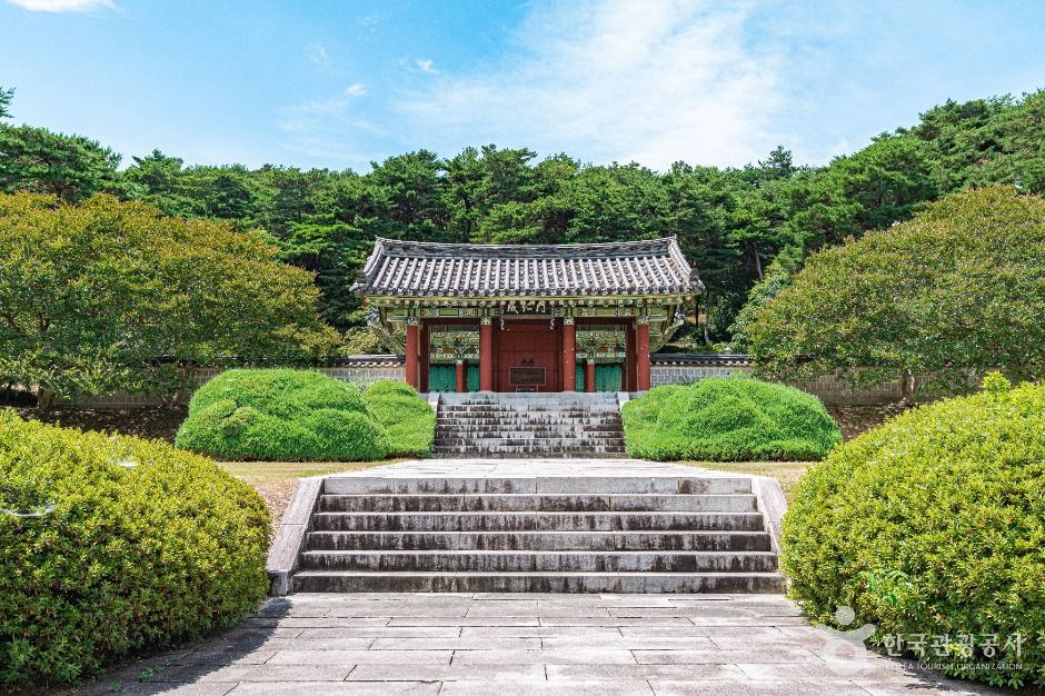 포충사(광주) 여행 추천 - 로드트립