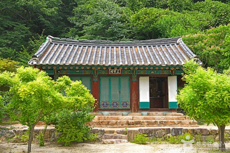 각연사(괴산) 여행 추천 - 로드트립