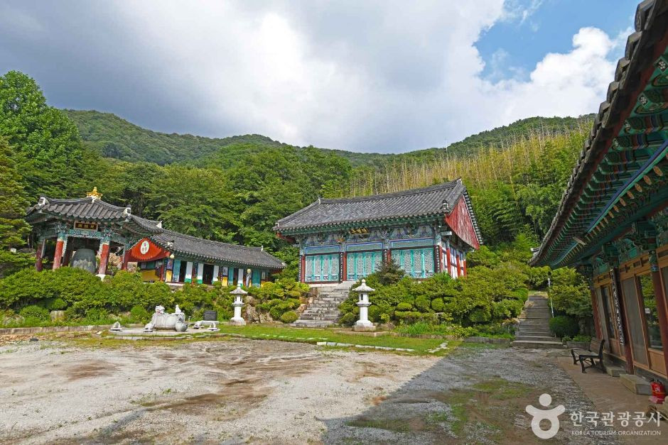 백운사(익산) 여행 추천 - 로드트립