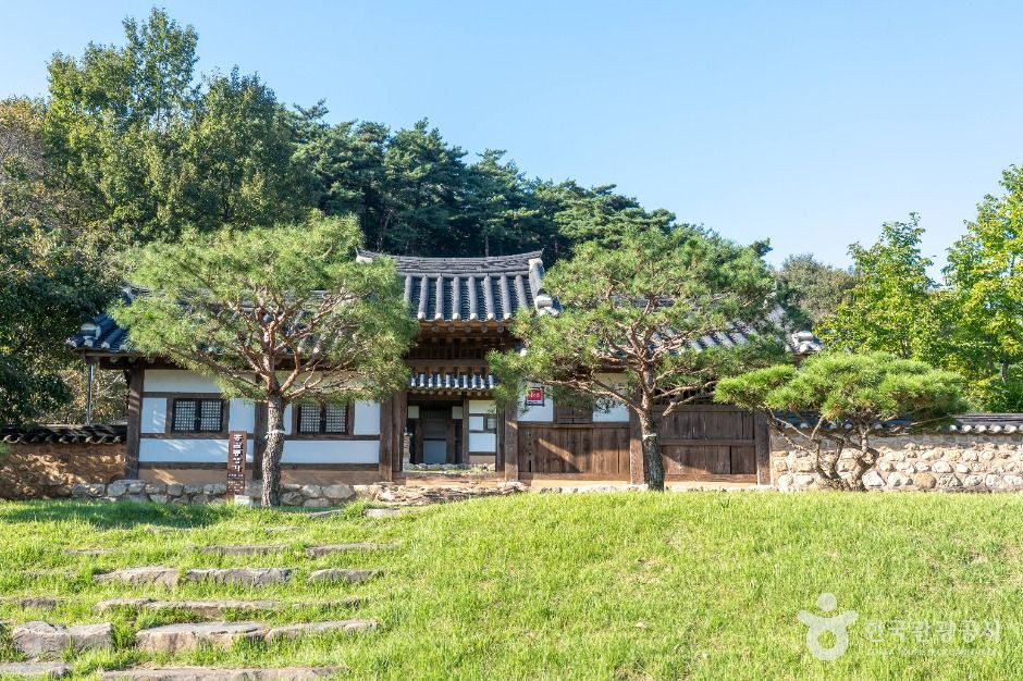 홍길동 생가 여행 추천 - 로드트립