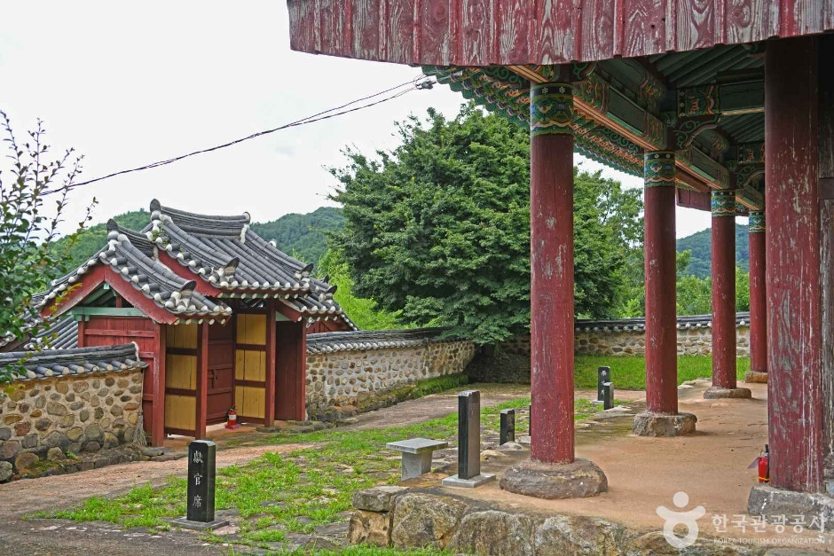 동복향교 여행 추천 - 로드트립