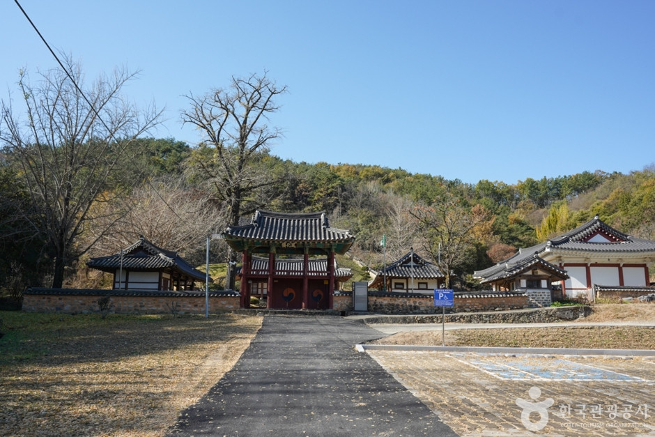 함안향교 여행 추천 - 로드트립