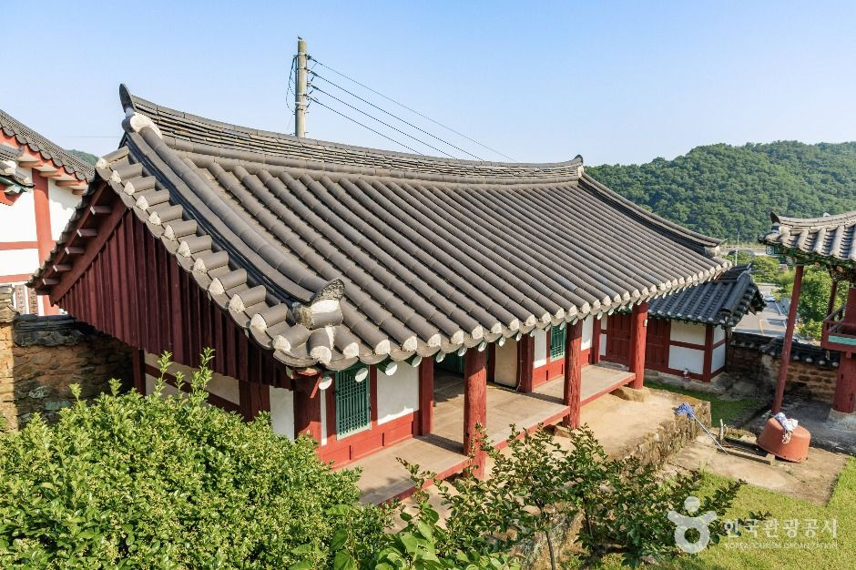 곤양향교 여행 추천 - 로드트립