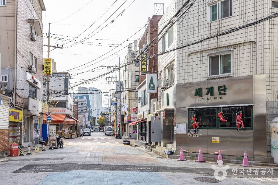 국제음식문화거리(INTERNATIONAL FOOD STREET) 여행 추천 - 로드트립
