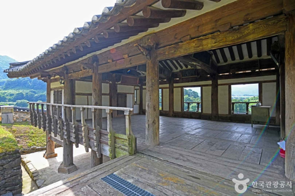 회인향교 여행 추천 - 로드트립